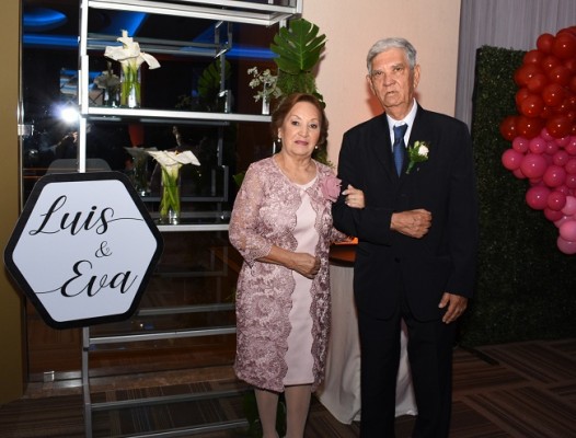 Los padres de la novia, Jorge Camacho y Ana Dina Varela de Camacho