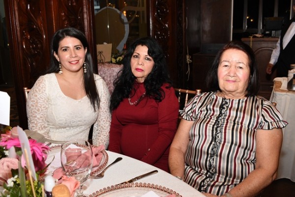 Luisa Fuentes, Elizabeth Haces y Adelfa Hernández