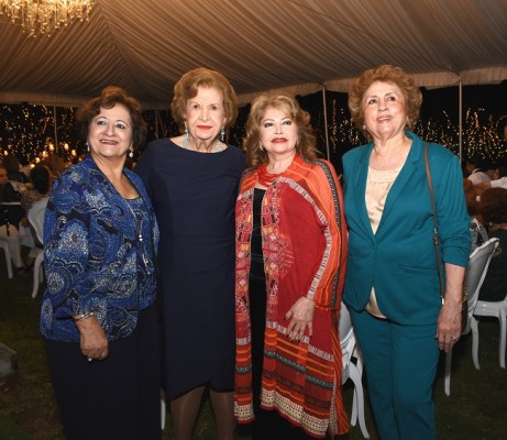 Mery de Handal, Julieta Kattán, Maritza Lara y Doris Sunceri