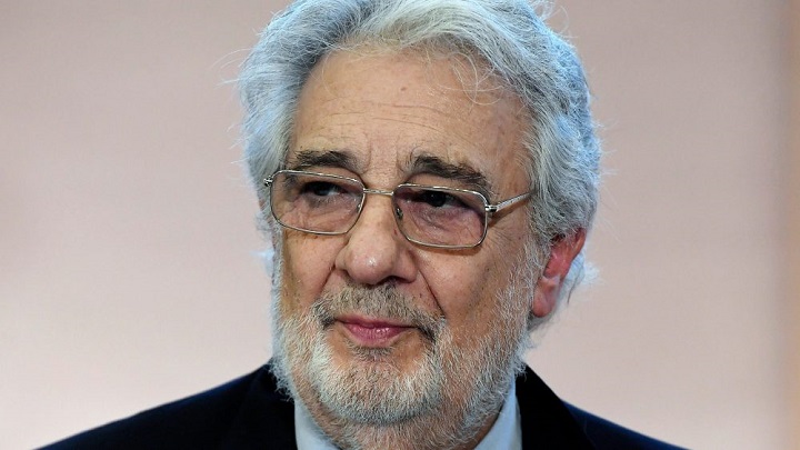 Plácido Domingo admite que acosó sexualmente a mujeres y abusó de su poder