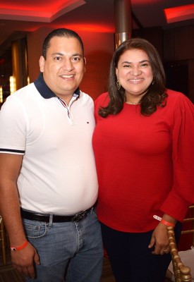 Ronald Alvarenga y Yensy Irías.