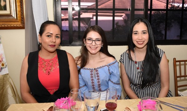 Sandra Ramírez, Fernanda Orellana y Sofía Pacheco