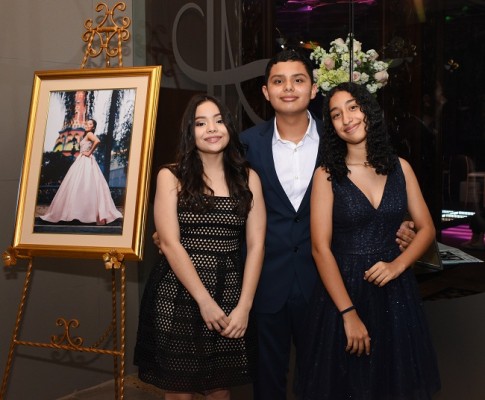 Valeria Carranza, Isaac Castillo y Nathalie Munguia