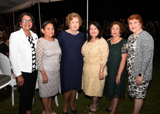 Vilma Karow, Sussy Moya, Julieta Kattán, Blanca Estela Rodríguez, Miriam Castellón y Mery Bendeck