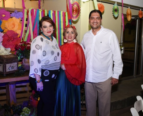 Wendy de Alberto, Patty Girón y Eliezer Alberto