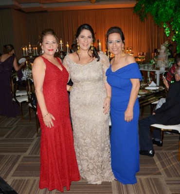 Odette Daccaret, Karen Daccaret de Palma y Lorette Kawas