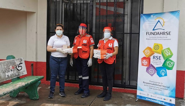 FUNDAHRSE a través del Comité de Emergencia Covid-19 realiza donación a la Cruz Roja en SPS
