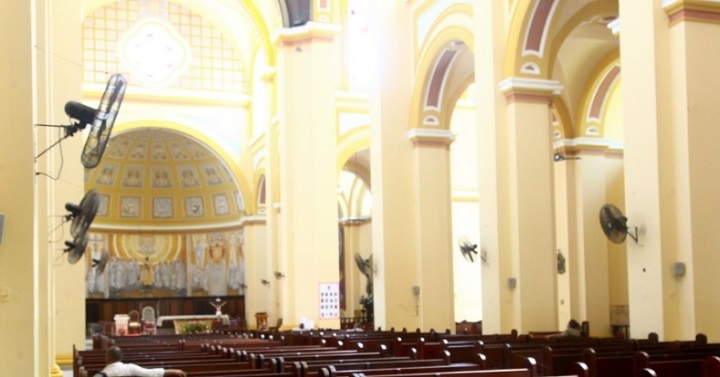 Iglesia Católica está reabriendo los templos de manera paulatina