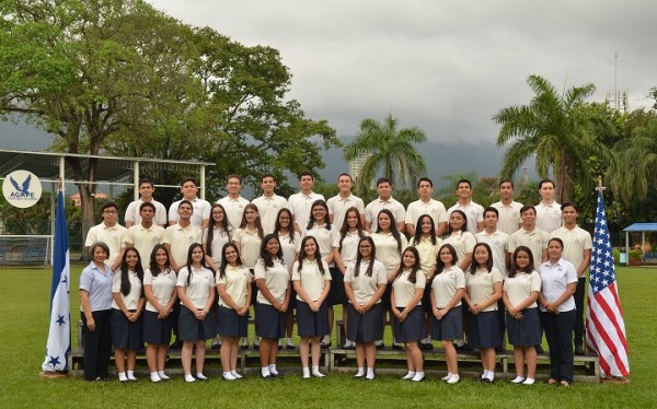Seniors 2020 de la Agape Christian Academy