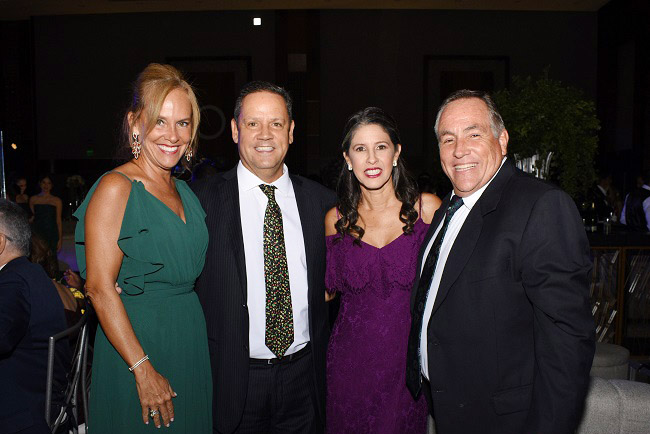 Carmen Fernández, José Antonio Fernández, Elena y Mario Delgado