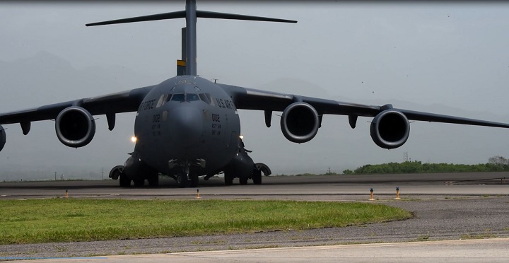 Llega a Palmerola avion de la Fuerza Aérea de EEUU con 44.180 libras de ayuda humanitaria