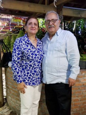 Feliz 47 aniversario festejaron Santiago Salomón y Rishmawy.