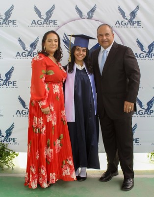 Flor de Maria Panting, Lourdes Ordoñez, Adolfo Ordoñez