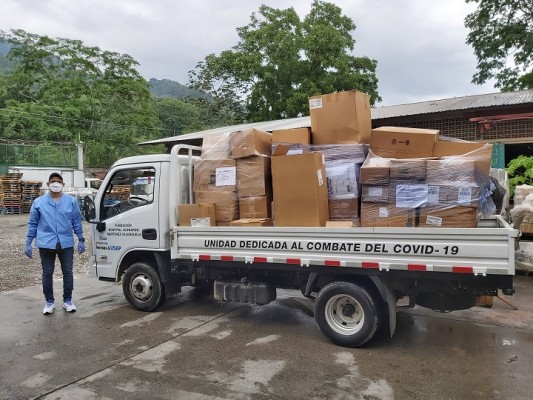 Grupo Jaremar distribuye un contenedor de insumos médicos en 4 centros hospitalarios del país