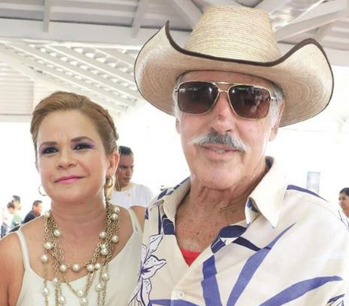 Luego de 20 años de casado Andrés García se divorcia