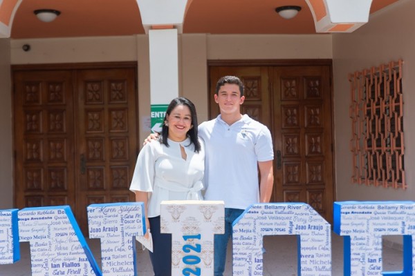 Misa de Acción de Gracias en honor a la Generación 2021 de la Seran School 