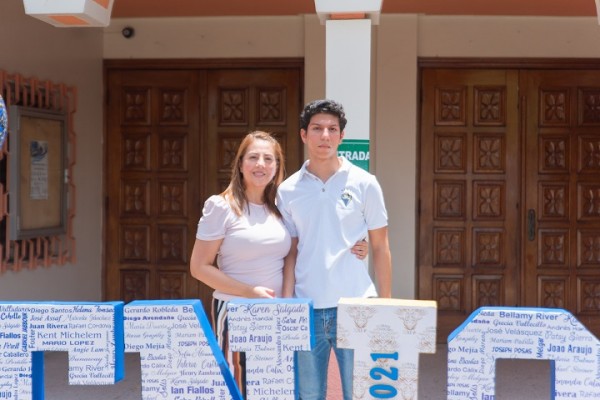 Misa de Acción de Gracias en honor a la Generación 2021 de la Seran School 