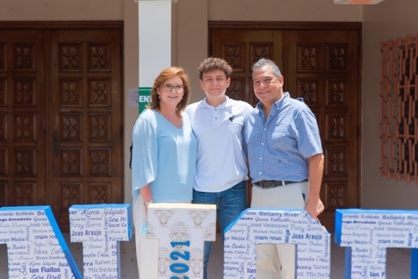 Misa de Acción de Gracias en honor a la Generación 2021 de la Seran School 