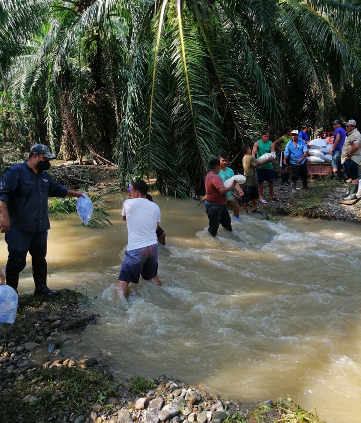 Grupo Jaremar destina 25 contenedores con ayuda humanitaria para apoyar damnificados por ETA e IOTA