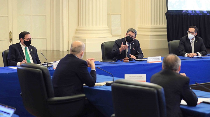 Hernández expone a bancos multilaterales los daños que dejaron las tormentas tropicales Eta y Iota