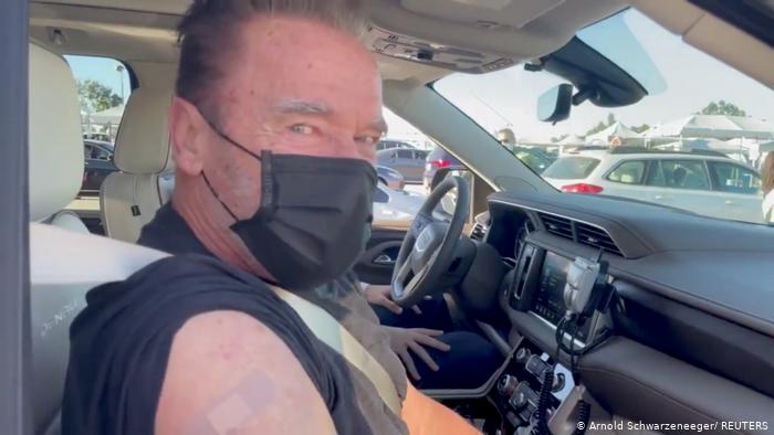 Arnold Schwarzenegger ya se vacunó contra el Covid-19