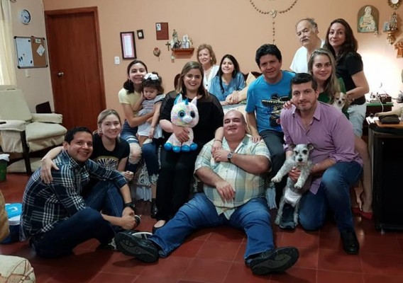 El Dr. Luis Tirso Boquin y familia