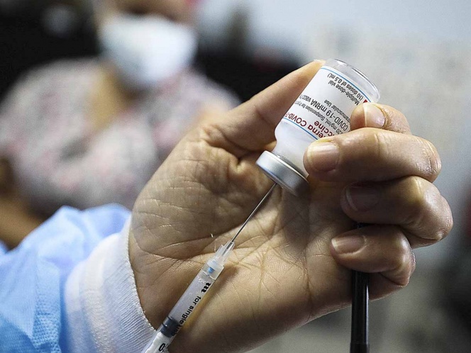 Israel suspende donaciones de vacunas covid a países aliados