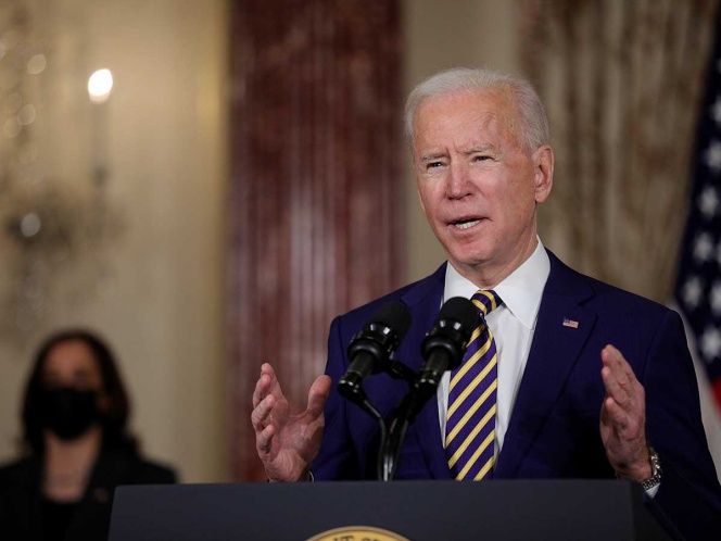 Estados Unidos recibirá 125 mil refugiados por año, anuncia el presidente Biden