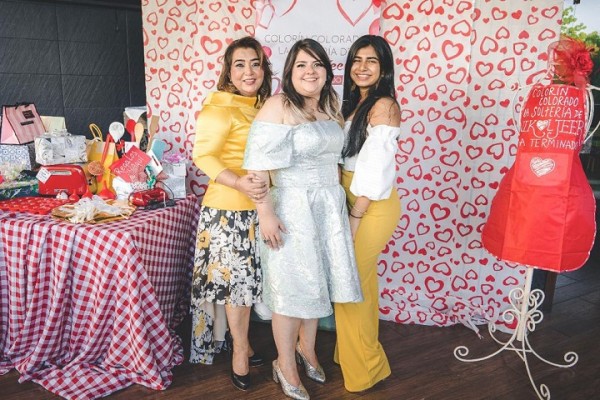 Elegante Bridal Shower: “colorín colorado la soltería de Nikol Jeer ha terminado”