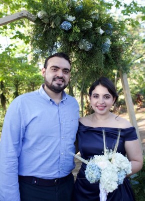 Edmanuel y Ema Melissa: la culminación de un gran amor de inspiración campestre 