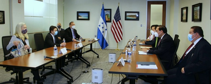Delegaciones de Honduras y Estados Unidos desarrollan diálogo bilateral