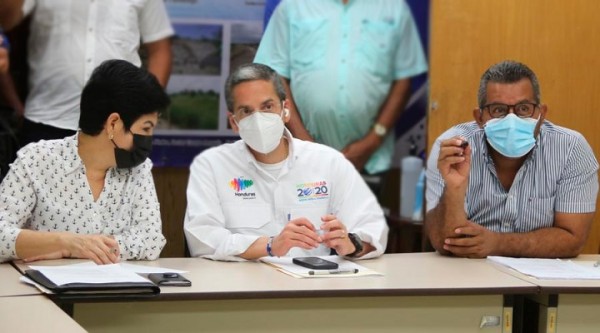 Gobierno eliminará burocracia en procesos de reconstrucción de bordos del Valle de Sula