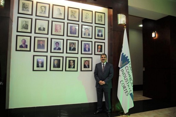 Empresario Jorge Faraj ya es parte de la galería de expresidentes de la CCIC