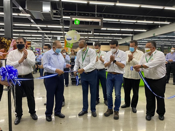 Supermercados La Colonia apertura su bella e innovadora tienda en Centro Comercial Foresta de San Pedro Sula