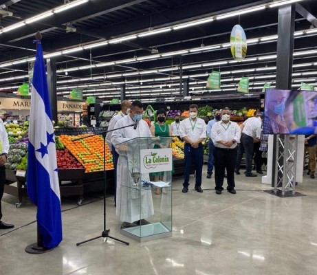 Supermercados La Colonia apertura su bella e innovadora tienda en Centro Comercial Foresta de San Pedro Sula 