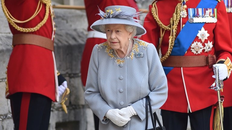 La reina Isabel II conmemoró públicamente su 95 aniversario de nacimiento