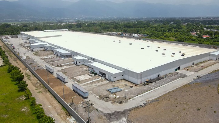 Más de 5.000 empleos generará planta que fabricará ropa para Nike en San Pedro Sula