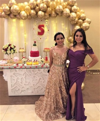 Stephanie Interiano con su madre Giselle López