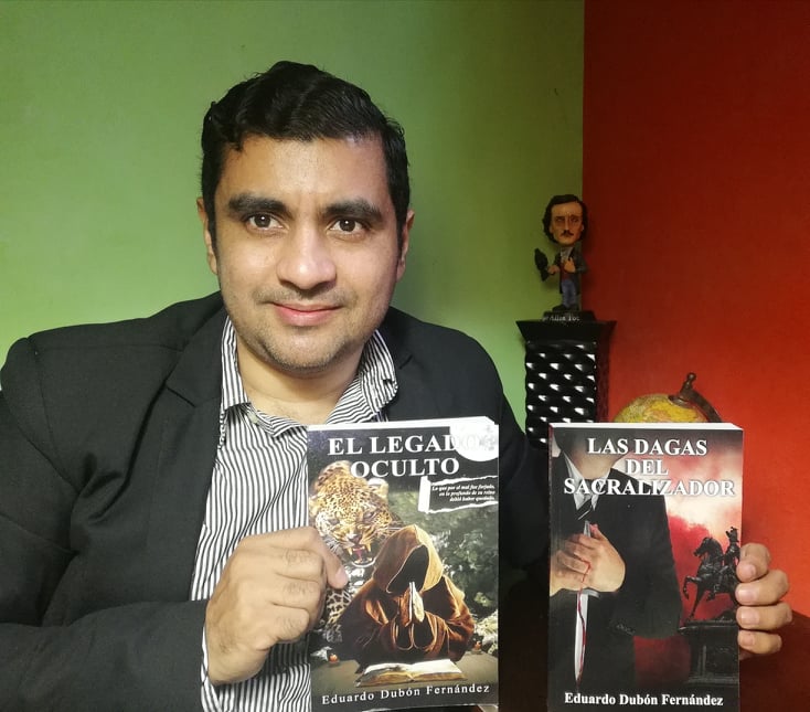 Eduardo Dubón publica dos novelas de ficción “El Legado Oculto” y “Las Dagas Del Sacralizador”