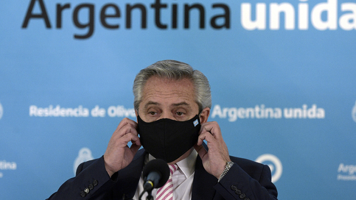 Justicia de Argentina imputa al presidente Alberto Fernández por celebrar su cumpleaños en pandemia