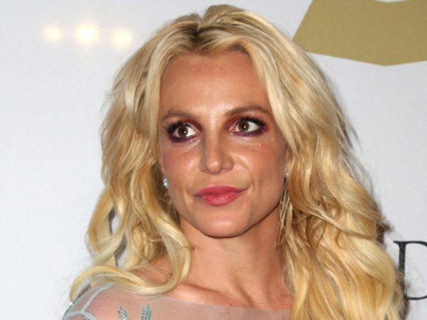 Britney Spears pide la “suspensión inmediata” de su padre como tutor legal