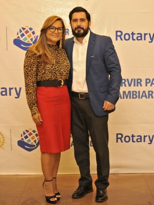 Ena Patricia Interiano fue juramentada como primera presidente mujer de Usula Rotary Club