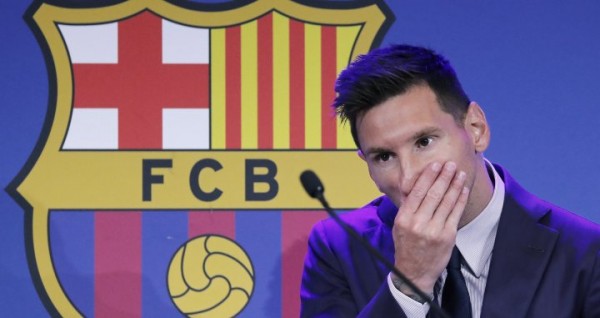 Messi dice adiós al Barcelona entre un mar de lágrimas