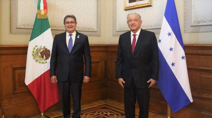 Hernández dialoga con López Obrador sobre vacunación, migración, cambio climático y empleos