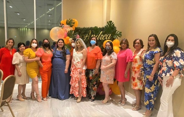 Andrea Zelaya y su exclusivo bridal shower estilo Tropical