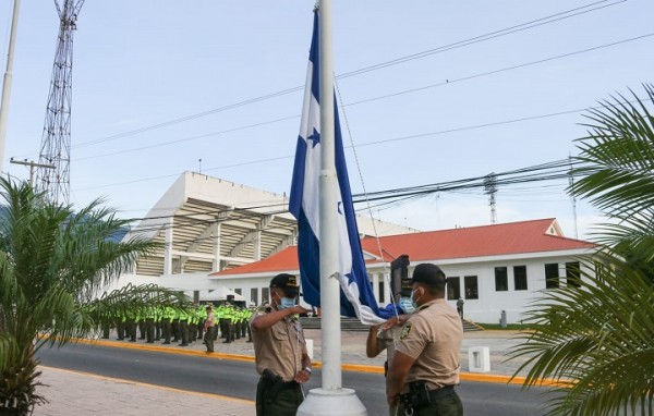 200 años de independencia: Autoridades sampedranas rindieron homenaje a la Patria