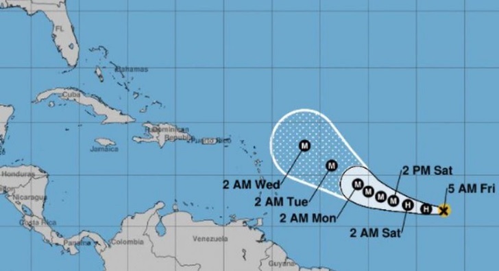 Tormenta tropical Sam se convierte en un huracán en su paso por el Caribe