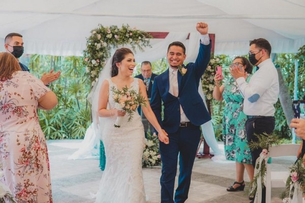 La boda de Carlos y Beldi… ¡Un amor que todo lo puede!