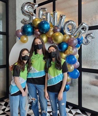 Seniors de la Escuela Educación Cristiana Sampedrana protagonizan desayuno