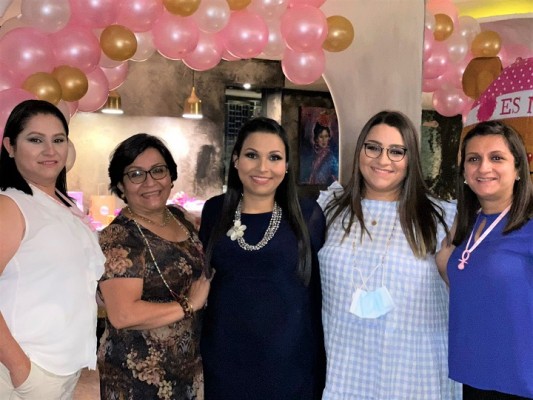 Los mejores deseos para Martha Isabel en su baby shower